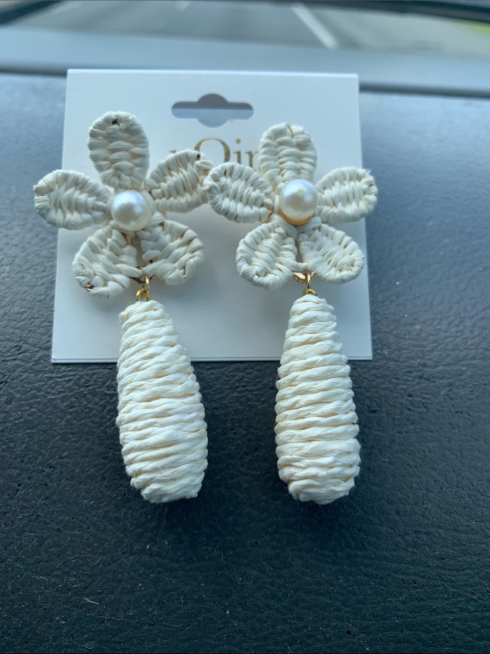 nOir Jewelry Cream Floral Pearl Drop Earrings